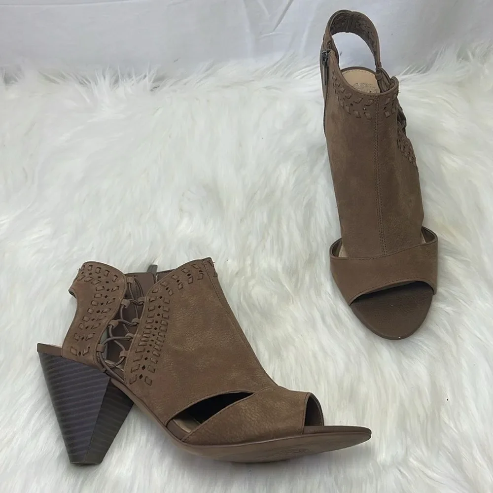 Vince‎ Camuto Emmia Smoky Taupe Block Heel Side Zip Sandals Sz 11M
